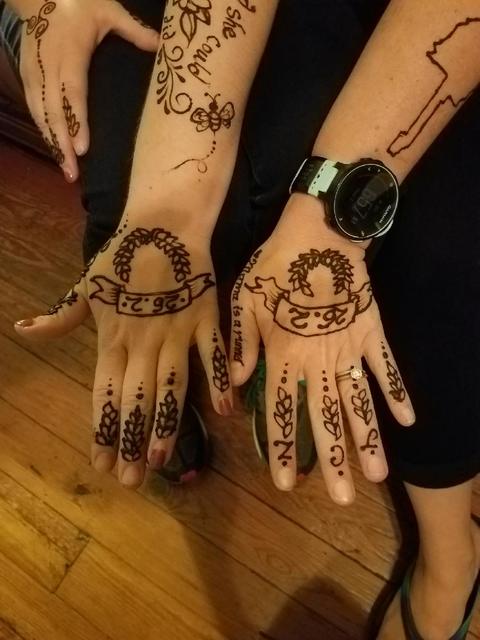 matching henna